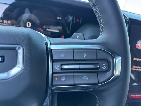 New 2026 GMC Yukon XL Denali image 18