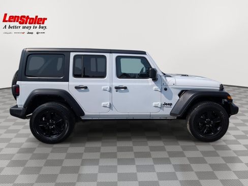 Used 2022 Jeep Wrangler Unlimited Sport AWD/4WD image 6