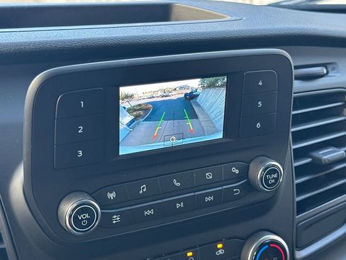 New 2025 Ford Transit 250 148 Medium Roof image 17