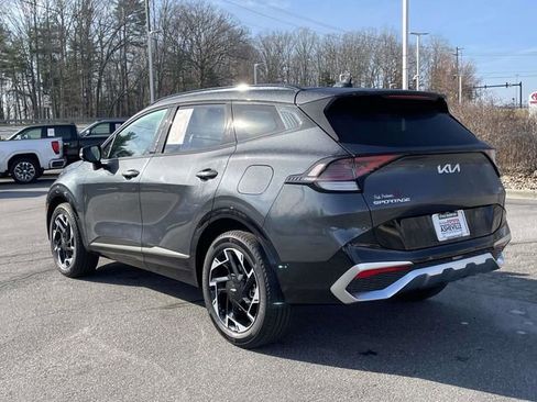 Used 2025 Kia Sportage SX image 3