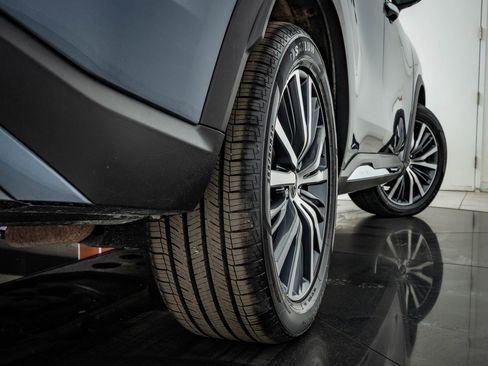 Used 2023 INFINITI QX60 Sensory image 43