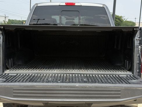 Used 2017 Ford F150 Platinum AWD/4WD image 31