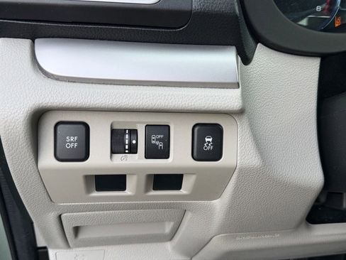 Used 2018 Subaru Forester 2.5i Premium image 19