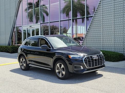 Used 2023 Audi Q5 2.0T Premium Plus w/ Convenience Package AWD/4WD image 1