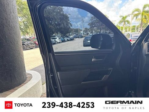 Used 2023 Toyota Tundra Limited w/ Power Package RWD image 15