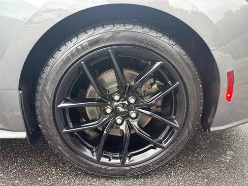 Used 2024 Ford Mustang Coupe RWD image 19