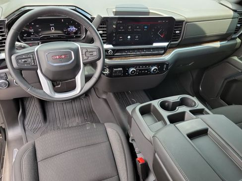 Used 2024 GMC Sierra 1500 Elevation AWD/4WD image 16