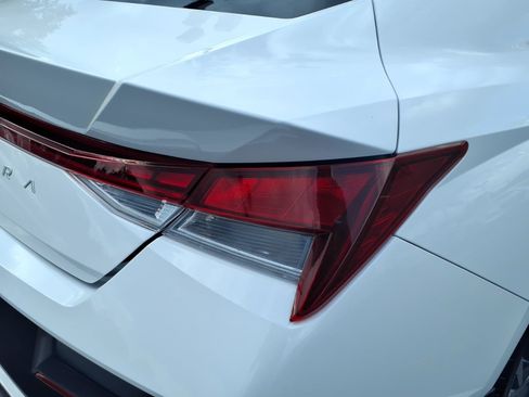 Certified 2024 Hyundai Elantra SEL w/ Convenience Package FWD image 13