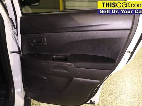Used 2015 Mitsubishi Outlander Sport ES image 28