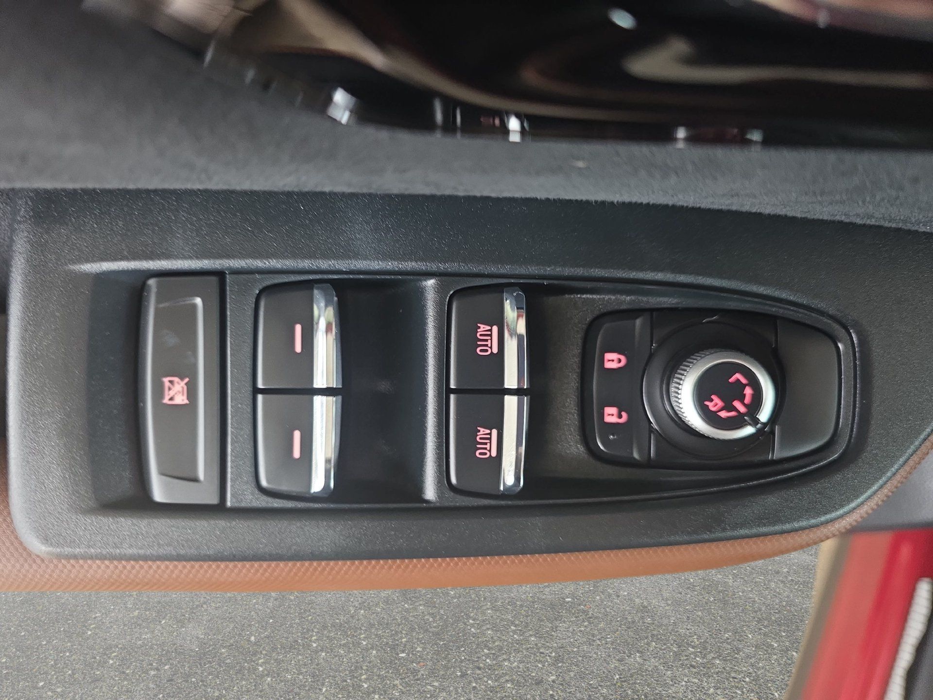 Used 2025 Subaru Forester Touring AWD/4WD image 27