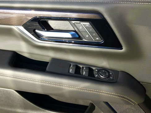 New 2026 GMC Yukon XL Elevation w/ Elevation Premium Package image 20