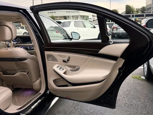Used 2015 Mercedes-Benz S 63 AMG 4MATIC Sedan image 32