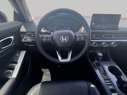 Used 2024 Honda Civic Touring image 5