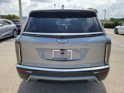 Used 2026 Cadillac Vistiq Luxury AWD/4WD image 6