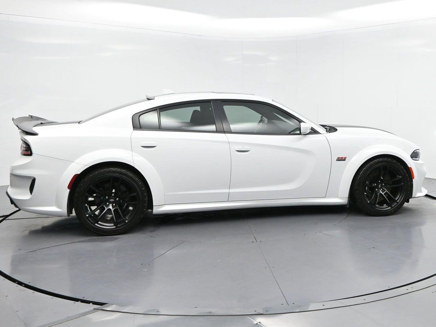 Used 2022 Dodge Charger Scat Pack RWD image 8