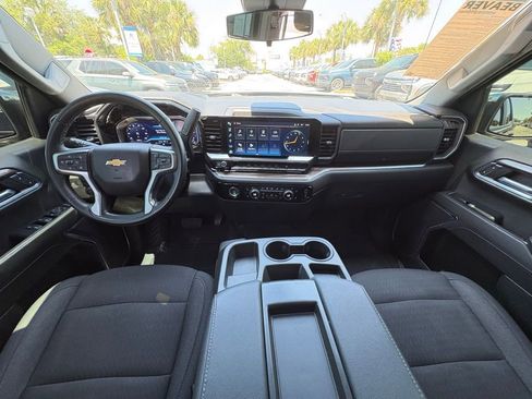 Used 2023 Chevrolet Silverado 1500 LT AWD/4WD image 20