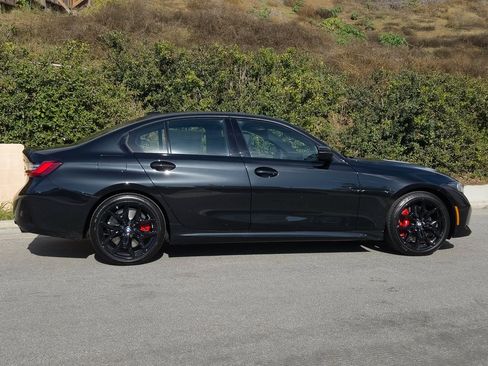 New 2026 BMW 330i Sedan w/ M Sport Package image 4