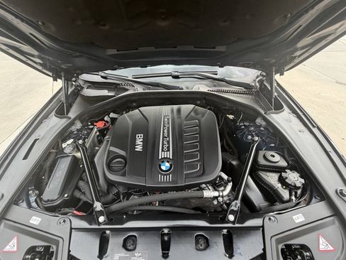 Used 2014 BMW 535d xDrive AWD/4WD image 30