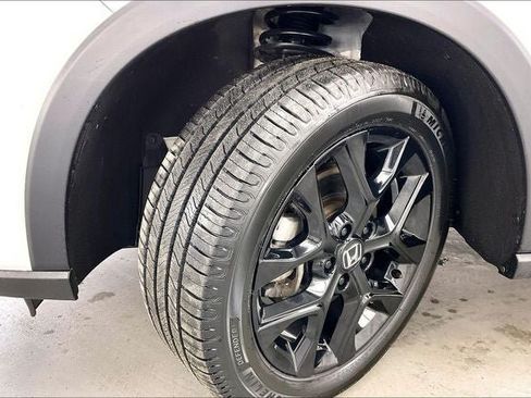 Certified 2024 Honda HR-V Sport image 33