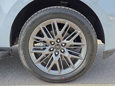 New 2026 Ford Expedition Platinum w/ Stealth Appearance Package image 7