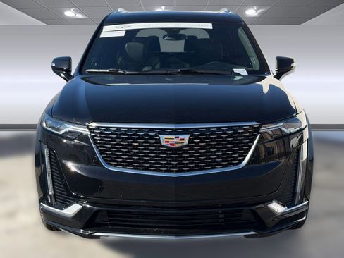 Certified 2023 Cadillac XT6 Premium Luxury image 5