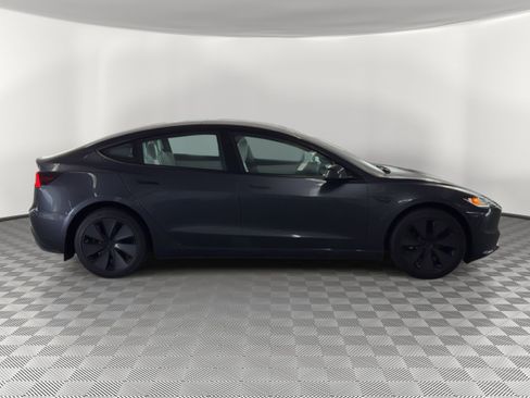 Used 2025 Tesla Model 3 Long Range RWD image 8