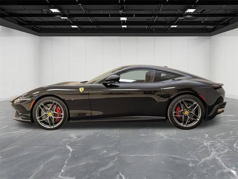 Used 2024 Ferrari Roma image 2