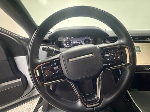 Used 2025 Land Rover Range Rover Velar Dynamic SE AWD/4WD image 15