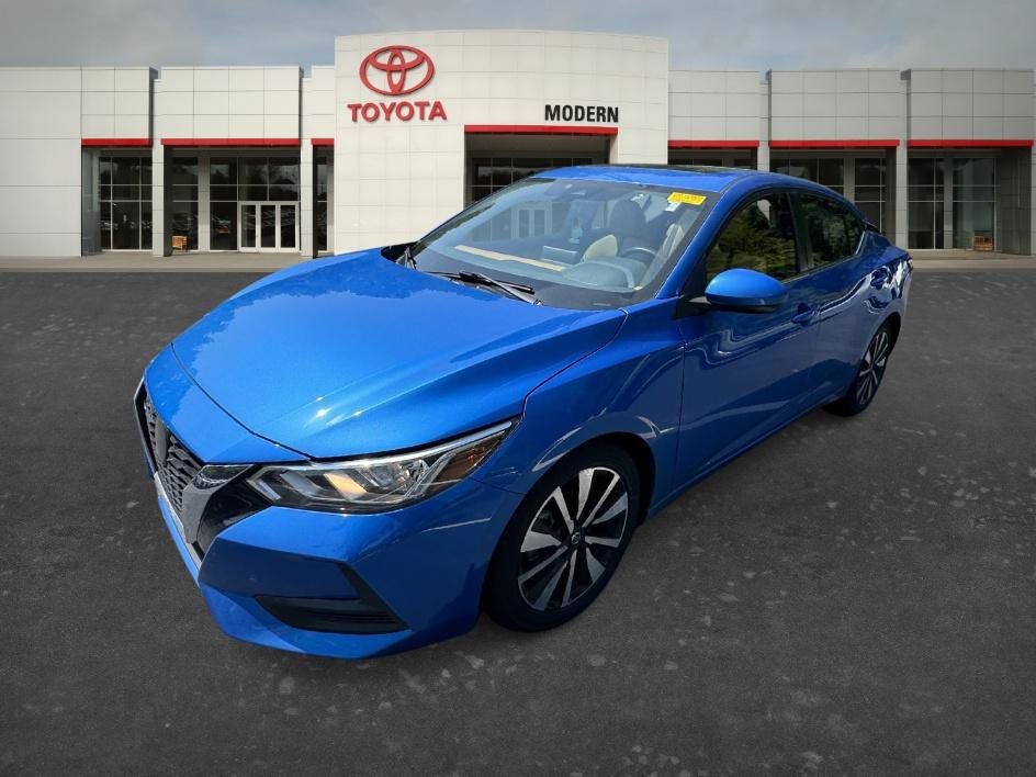 Used 2022 Nissan Sentra SV w/ SV Premium Package FWD image 8
