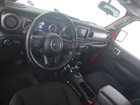 Used 2022 Jeep Wrangler Sport AWD/4WD image 17