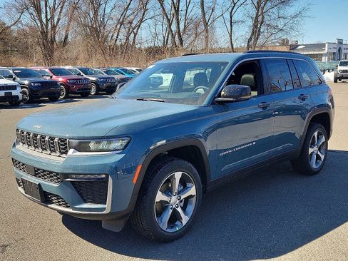New 2026 Jeep Grand Cherokee Limited image 2