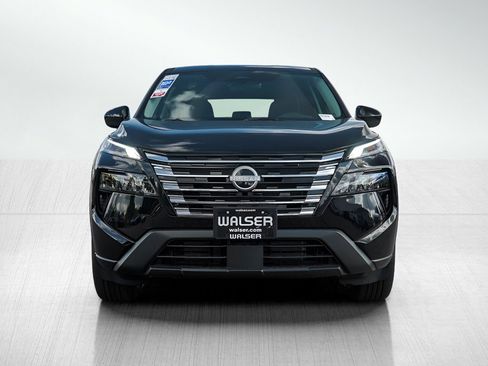 New 2026 Nissan Rogue SV w/ Cold Weather Package AWD/4WD image 2