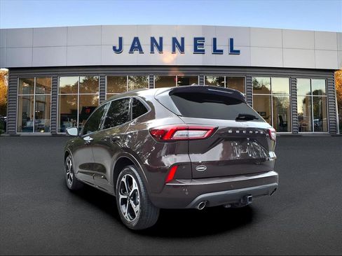 Used 2023 Ford Escape ST-Line Select w/ Tech Pack #2 image 7