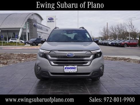 Used 2026 Subaru Forester Premium AWD/4WD image 8