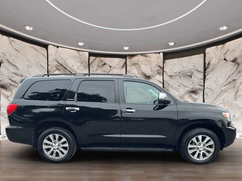 Used 2014 Toyota Sequoia Limited image 4