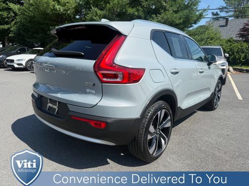 Certified 2024 Volvo XC40 B5 Plus w/ Protection Package Premier AWD/4WD image 8