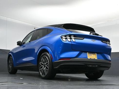 Certified 2025 Ford Mustang Mach-E Premium AWD/4WD image 43