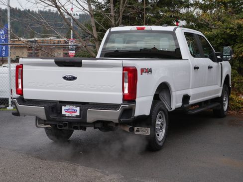Certified 2024 Ford F250 XL w/ XL Chrome Package image 24