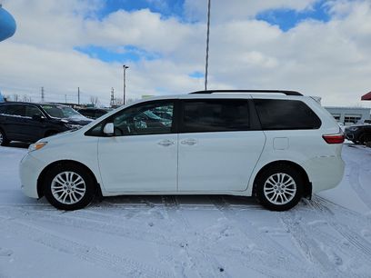 Used 2016 Toyota Sienna XLE