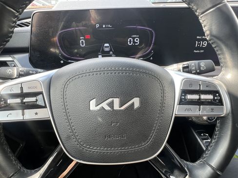 Used 2023 Kia Telluride S w/ S Sunroof Package image 35