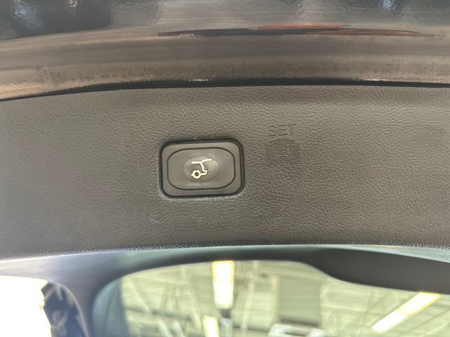 Used 2021 Ford Edge SEL w/ Convenience Package AWD/4WD image 28