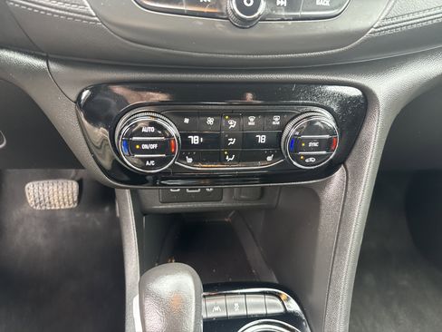 Used 2023 Buick Encore GX Essence w/ Experience Buick Package image 25