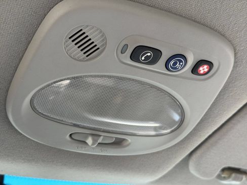 Used 2011 Chevrolet Aveo LT w/ Power and Convenience Package FWD image 17