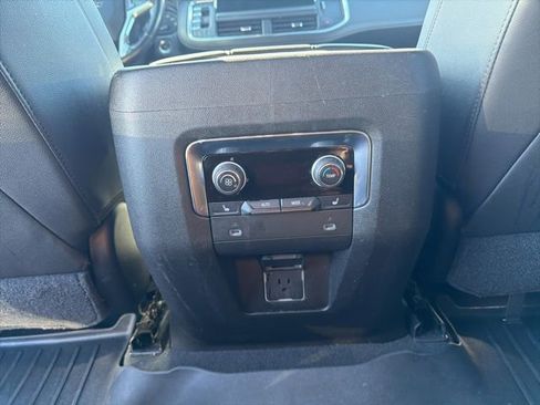 Used 2021 Chevrolet Tahoe Z71 w/ Z71 Signature Package image 15