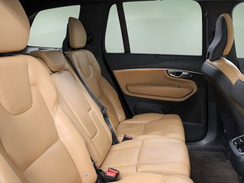 Certified 2023 Volvo XC90 B6 Ultimate w/ Protection Package Premier AWD/4WD image 25
