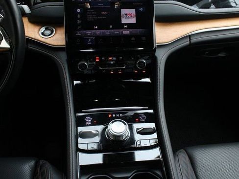 Used 2022 Jeep Grand Cherokee Summit image 25