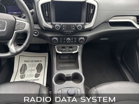 Used 2022 GMC Terrain SLT image 14