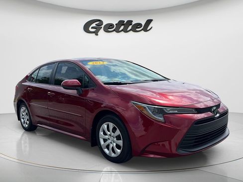 Used 2024 Toyota Corolla LE FWD image 3