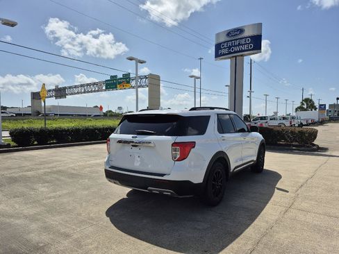 Certified 2020 Ford Explorer XLT w/ Equipment Group 202A RWD image 14
