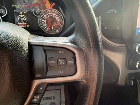Used 2024 RAM 2500 Tradesman w/ Chrome Appearance Group AWD/4WD image 9